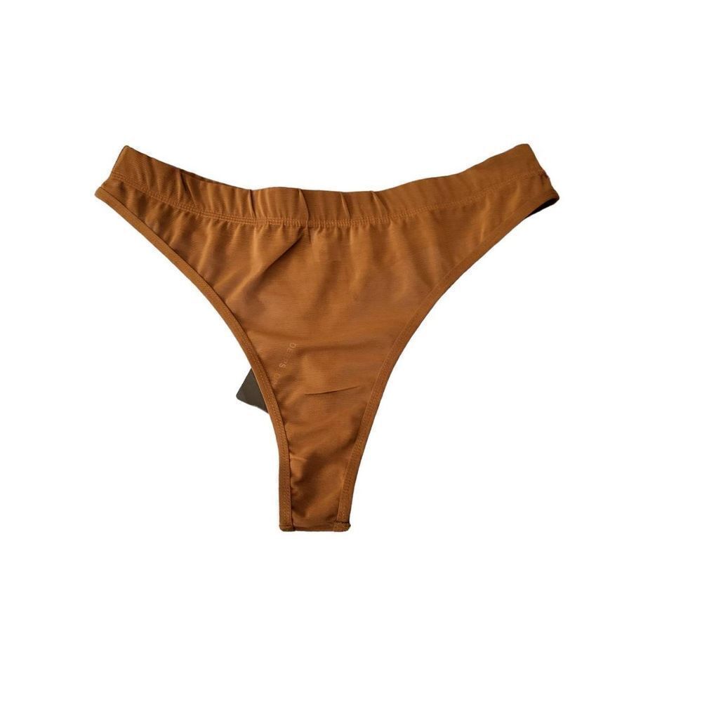 Deepsecret thong 